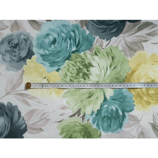Tkanina tapicerska wzory Welur Kwiaty piwonie zielone i żółte